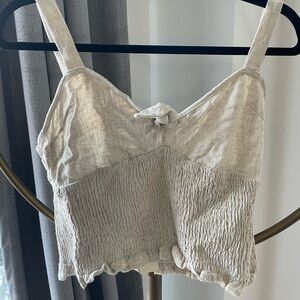 Neutral Crop top for summer and fall